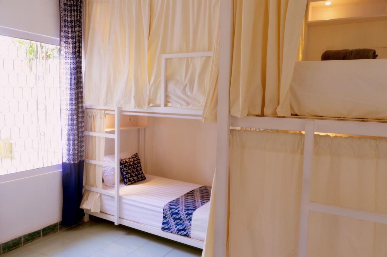 Pondok Sare Hostel Γιογκιακάρτα Εξωτερικό φωτογραφία