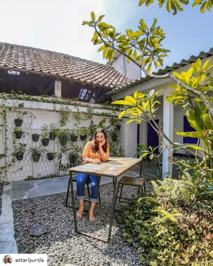 Pondok Sare Hostel Γιογκιακάρτα Εξωτερικό φωτογραφία